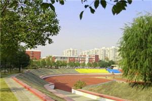 锦屏县中等职业技术学校（锦屏职校）是公办还是民办院校