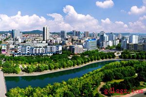 广安大川铁路运输学校环境 广安大川铁路运输学校环境