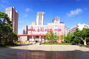 云南旅游职业学院图片