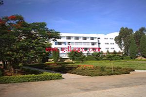 红河州商贸旅游技工学校图片