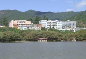 新平县职业高级中学图片 新平县职业高级中学图片