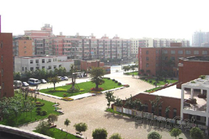 成都华西中学图片