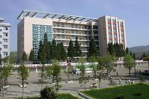 六枝特区第一中学2018年招生简介