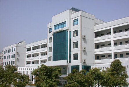 上海市徐汇区教师进修学院附属实验中学图片