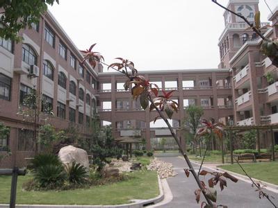 上海福山外国语小学