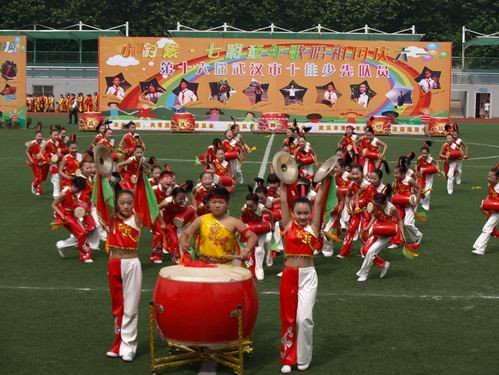 武汉市七一寄宿小学图片