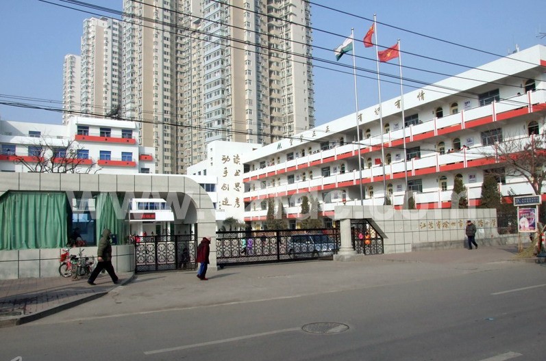 徐州市民主路小学图片