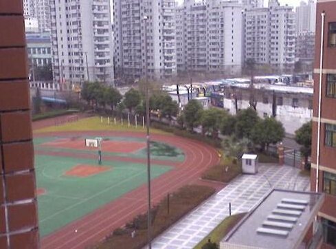 上海市风华中学图片