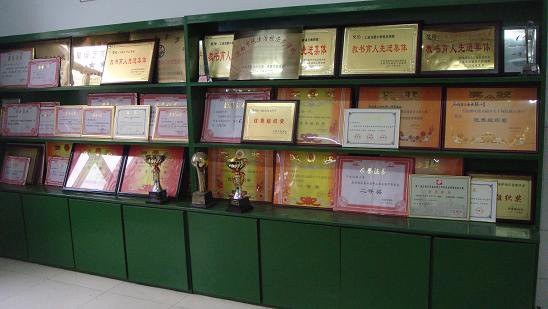 济南市历城区工业北路小学图片