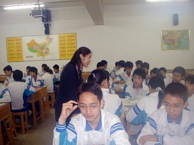 佛山市第十二中学图片