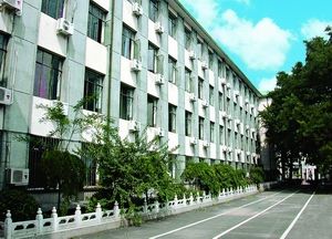北京市和平门中学图片