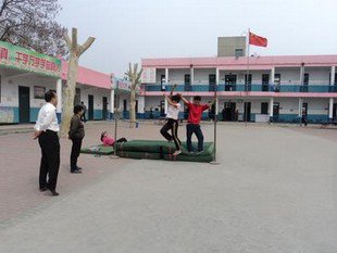 滕州市第三实验小学图片