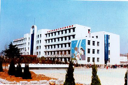 莱芜市四中第四中学