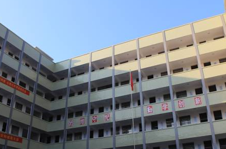 衡阳市马路口小学图片