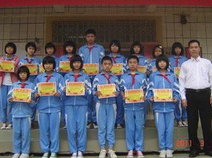 中山市坦洲镇群联小学图片