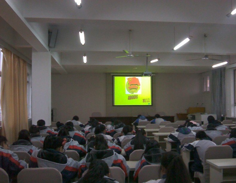 温州市龙湾区海滨中学图片