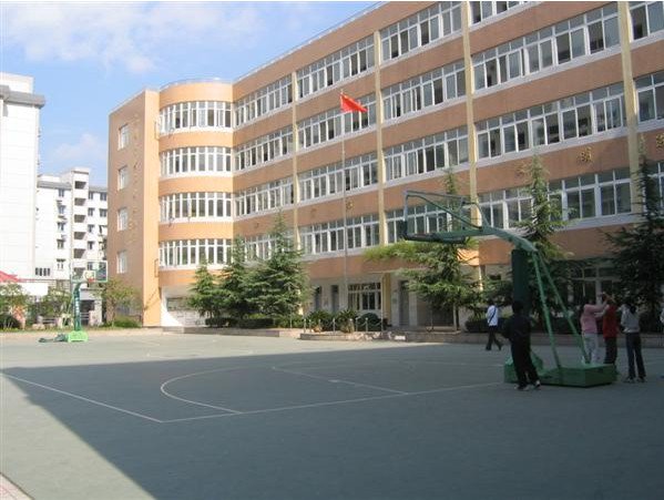 杭州市饮马井巷小学图片
