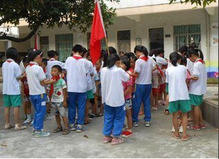 江门市双水镇上凌时年小学图片