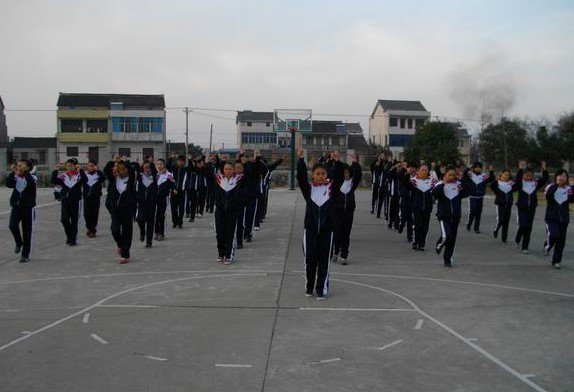 遂溪县河头中学图片