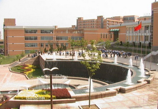 淄博市万杰朝阳学校(高中部)图片