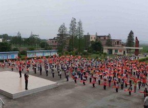 韶关市始兴县城南镇衍屏中心小学图片