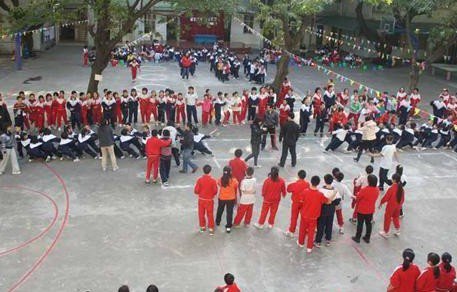 广州市海珠区鹤鸣五巷小学图片