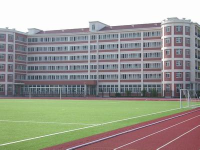 上海师范大学附属外国语中学图片