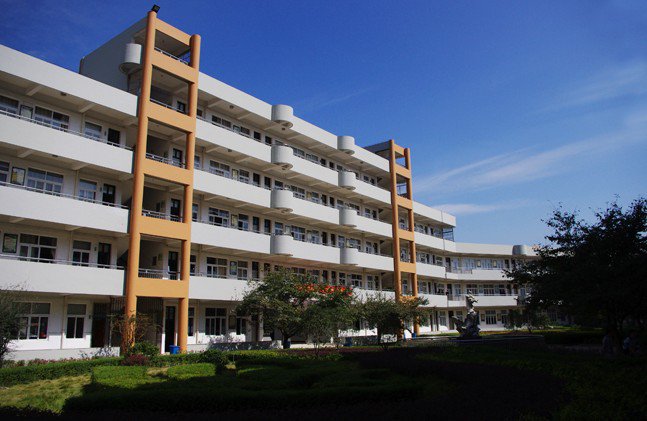 温州梧田二中图片