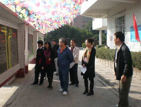 广州市白云区人和镇第六小学图片