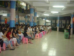 中山市古镇镇中心小学图片