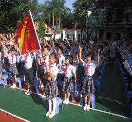 广州市天河区石东小学图片