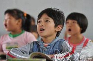 枣庄市台儿庄区邳庄镇旗杆小学图片