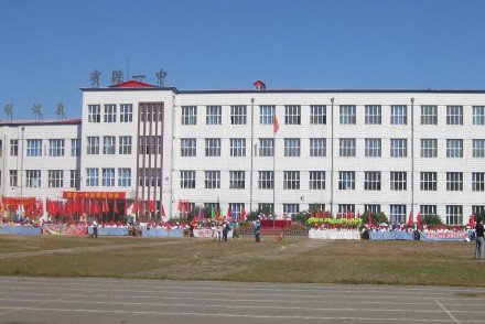 黑龙江宾县宾安一中图片