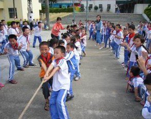深圳坪山飞东小学图片