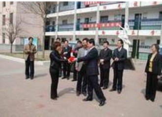 淄博市临淄区金岭镇中心小学图片