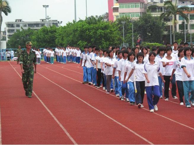 广州增城市郑中钧中学图片