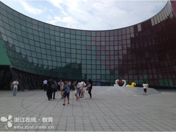 杭州市时代小学（天都校区）图片