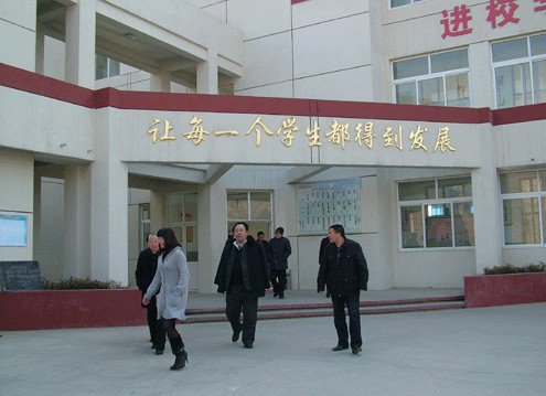 孙各庄满族乡第二中心小学图片