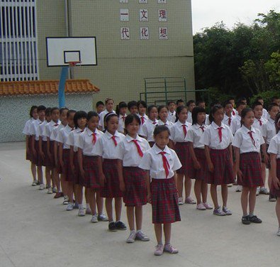 梅县松口镇中心小学图片