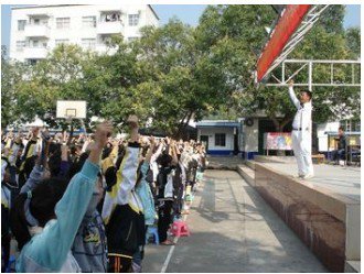 南宁市伶俐中学图片