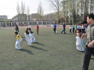 郑州市四月天小学图片