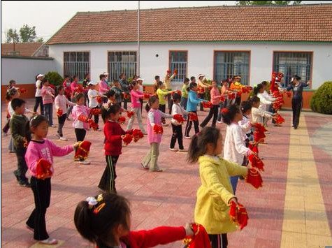 莱州市城港路街道朱旺小学图片