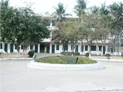 徐闻县和安中学图片