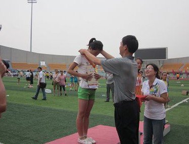 上海新港镇中心小学图片