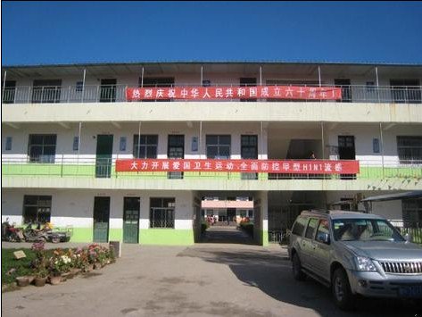 济宁左堌堆小学图片