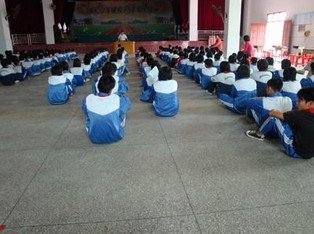 中山市黄圃镇吴栏小学图片