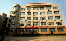 济南市第十八中学图片