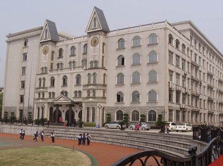 长沙外国语学校图片