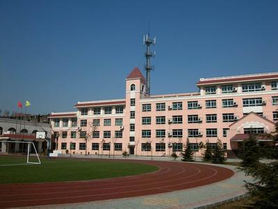 济宁市明珠中心小学图片