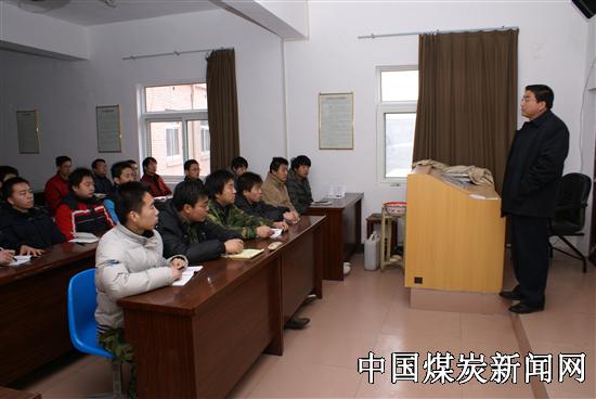 嘉兴市中杰中等专业学校图片